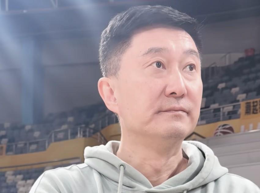 开云体育官方入口-杜锋：人员不整打广厦要全力去拼，并不知道有签新外援的事情